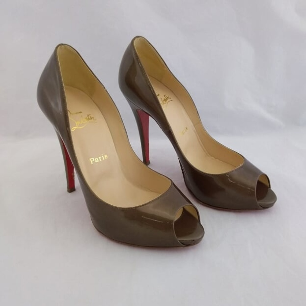 Christian Louboutin 37.5 Brown Patent Leather